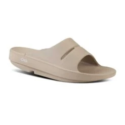 OOfos All Gender OOahh Sandal - Nomad -Gazelle Sports Shop 1100NOMAD shot2 1 932x680 8f00ff57 1b98 485e 8f82 8e8b456302ac