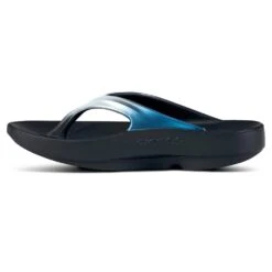 OOfos Women's OOlala Luxe Sandals - Frost - Regular -Gazelle Sports Shop 1401BLKFRST shot4 932x680 92f903e8 5e92 41c5 bb73 0eb41fe62069