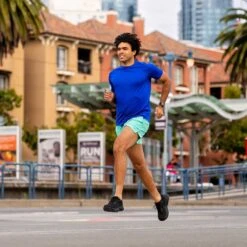 Topo Athletic Men's Atmos Running Shoe - Black/Black - Regular (D) -Gazelle Sports Shop M069.Black Black 10