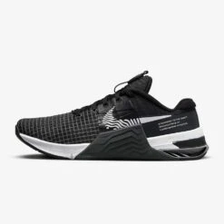 Nike Women's Metcon 8 Training Shoe - Black/White- Regular (B) -Gazelle Sports Shop metcon 8 womens training shoes Hzmjkl